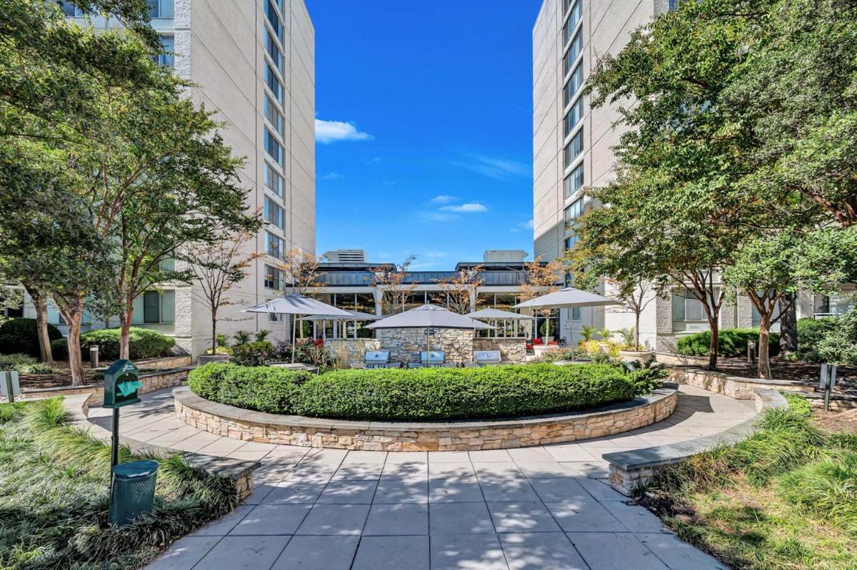 Apartment At Crystal City With Gym Arlington Kültér fotó