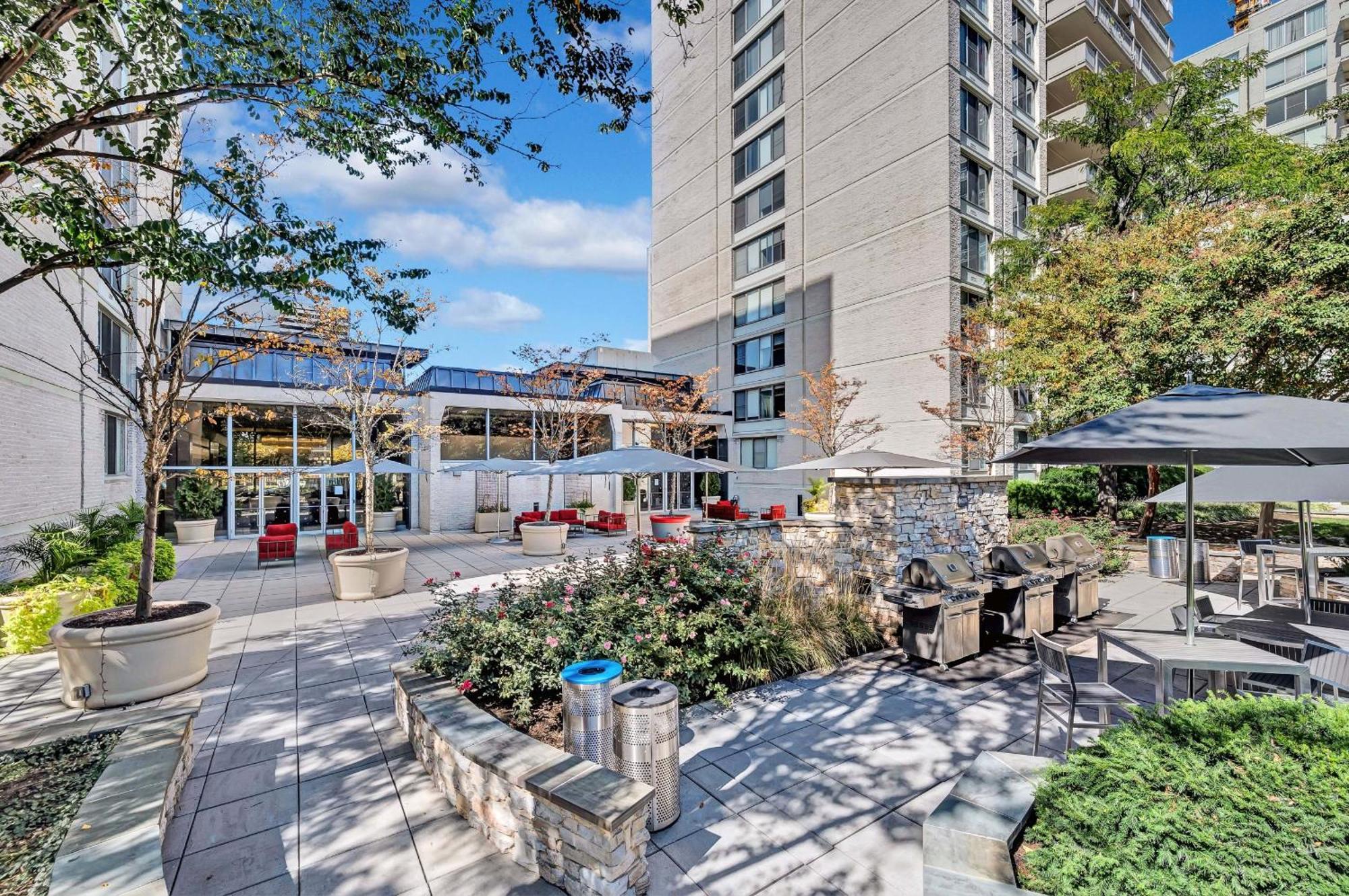 Apartment At Crystal City With Gym Arlington Kültér fotó